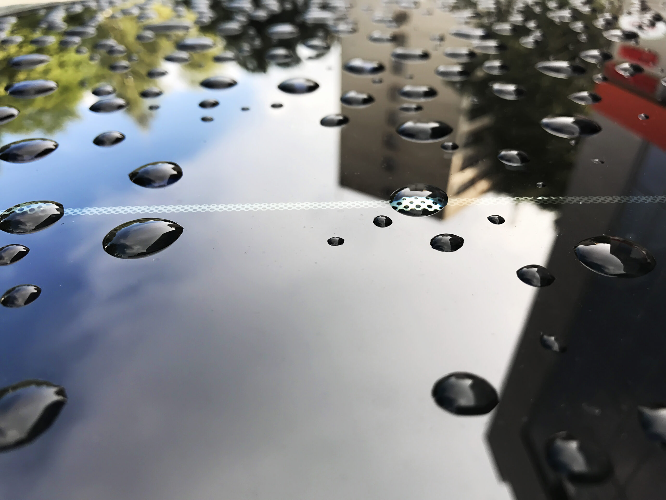 Hydrophobic ceramic coating